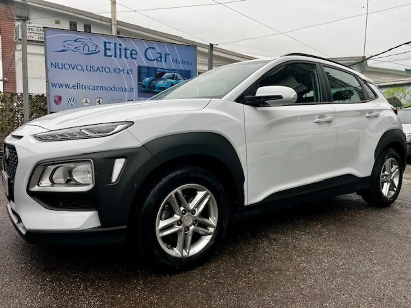 Hyundai KONA 1.0 t-gdi Classic 2wd 120cv "TAGLIANDI HYUNDAI" Blanc - 1