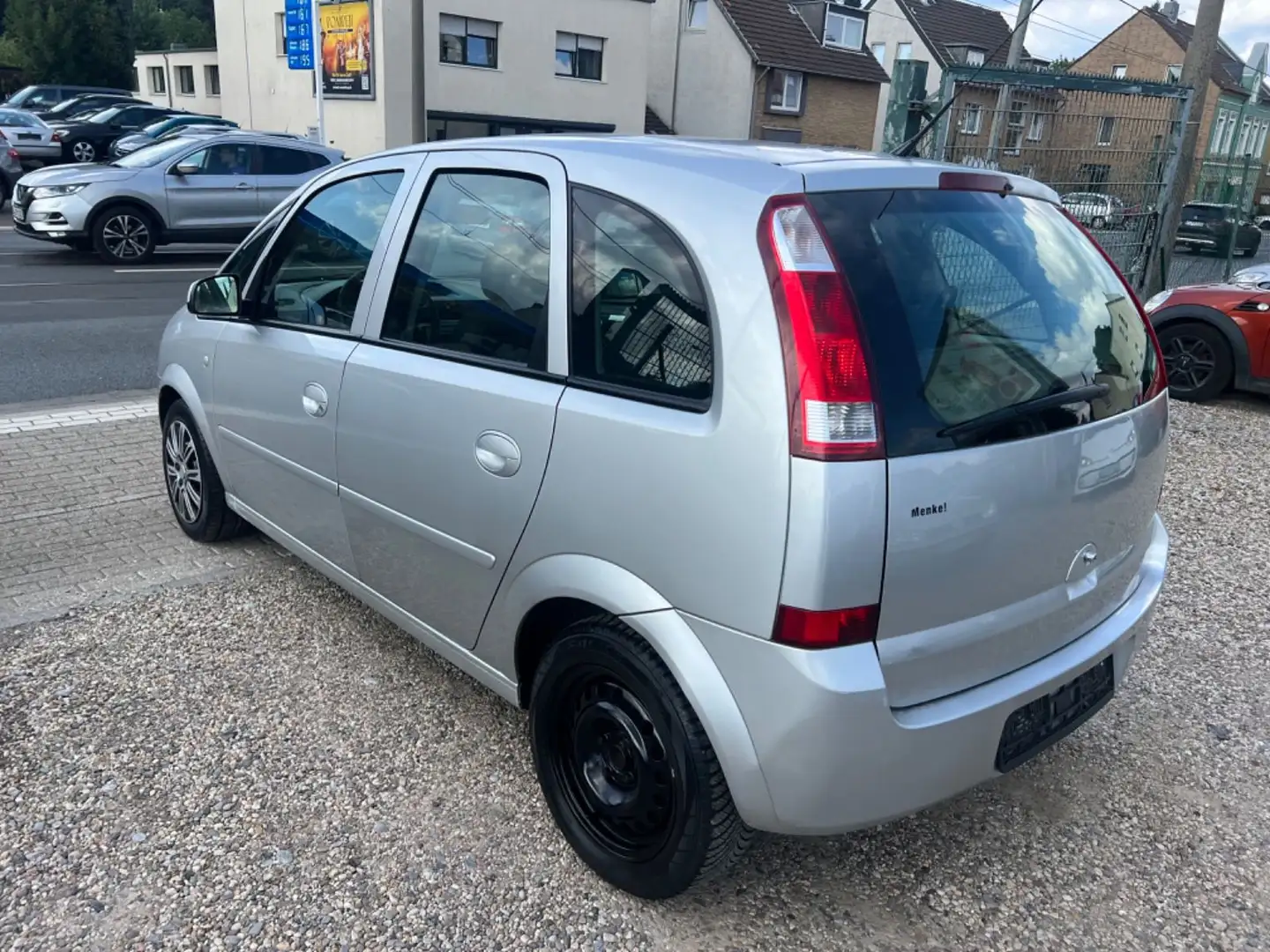 Opel Meriva Basis*TÜV NEU*KLIMA*SEHR SAUBER*TOP* Argent - 2