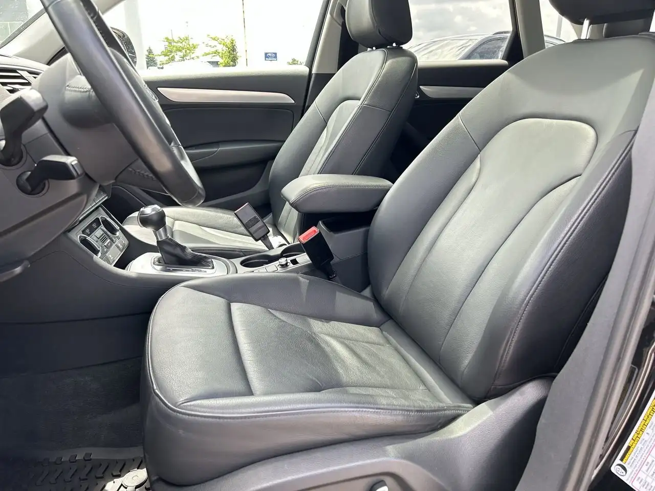 Audi Q3 photo Audi Q3