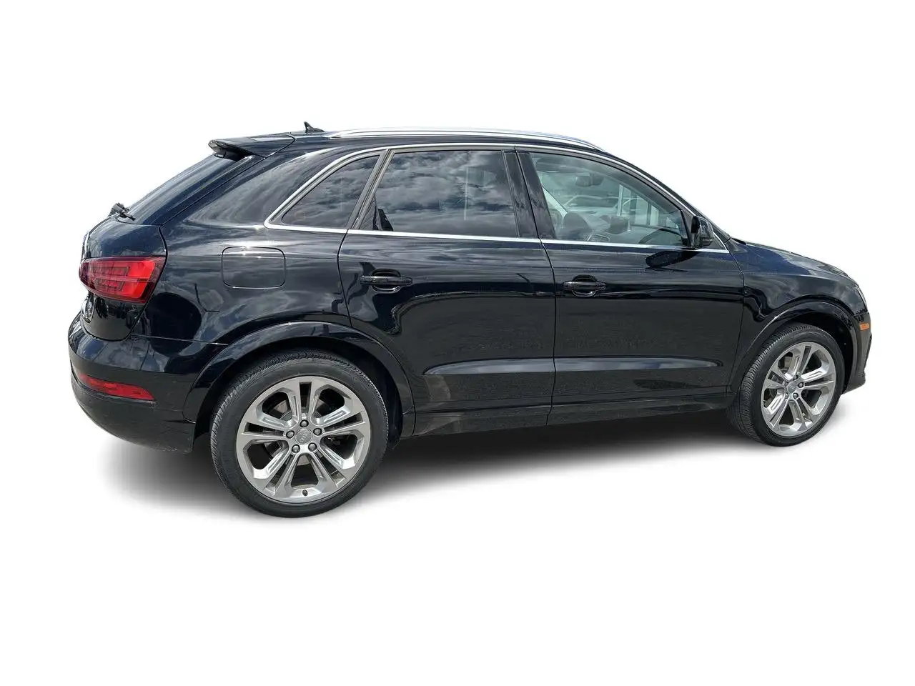 Audi Q3 photo Audi Q3