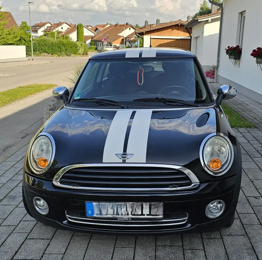 MINI One - 1