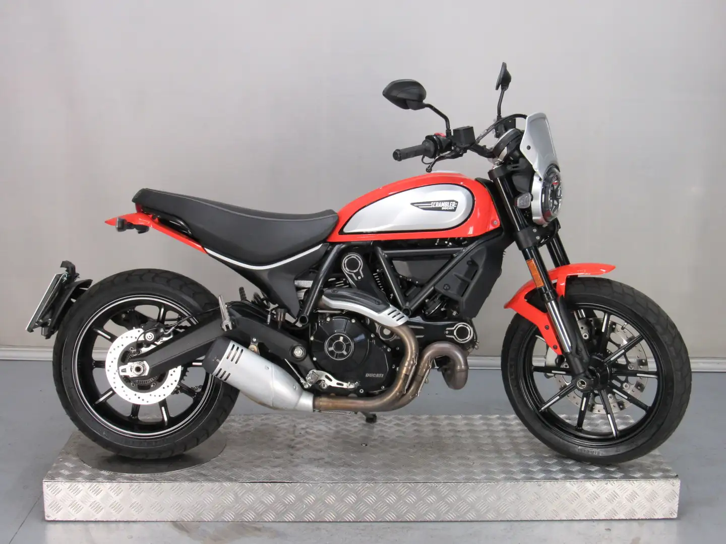 Ducati Scrambler 800 icon Portocaliu - 1