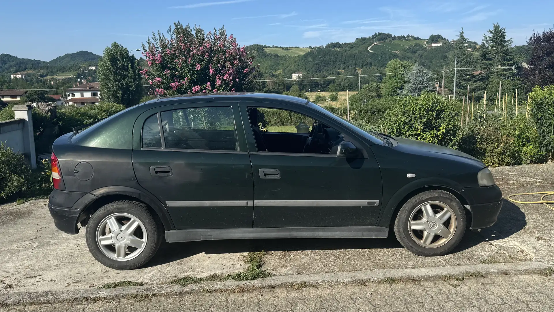 Opel Astra 5p 1.7 dti 16v CDX - 1