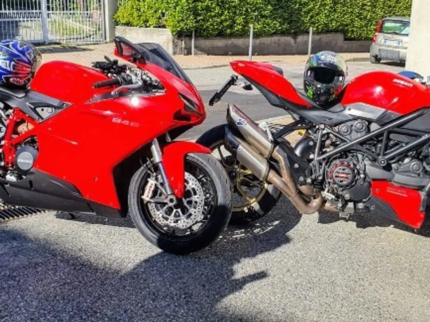 Ducati 848 Red - 1
