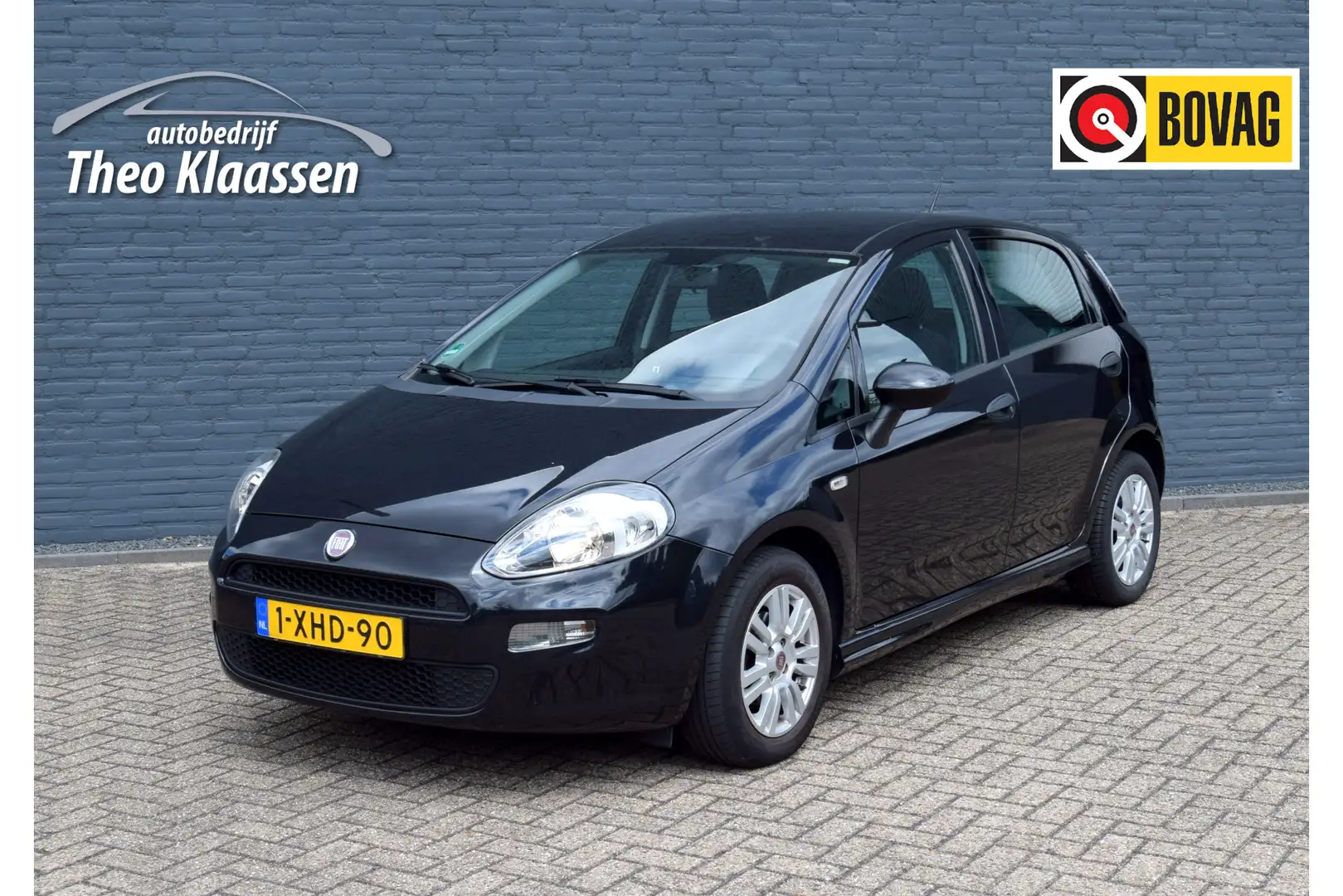 Fiat Punto Evo 0.9 TwinAir Street Cool Zwart - 1