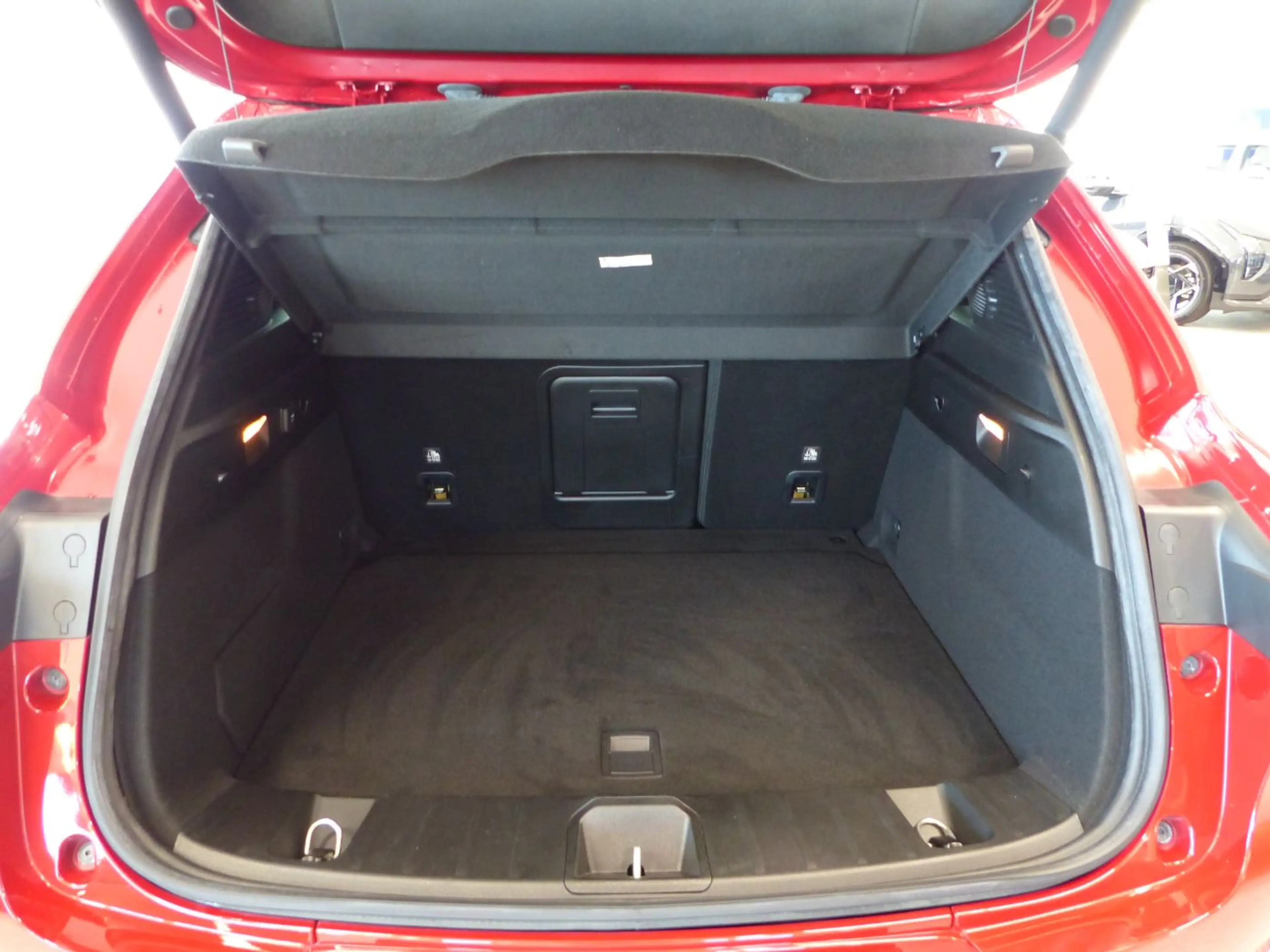 Alfa Romeo Tonale 1.5 Mild Hybrid TRIBUTO ITALIANO ACC+LED — photo 11