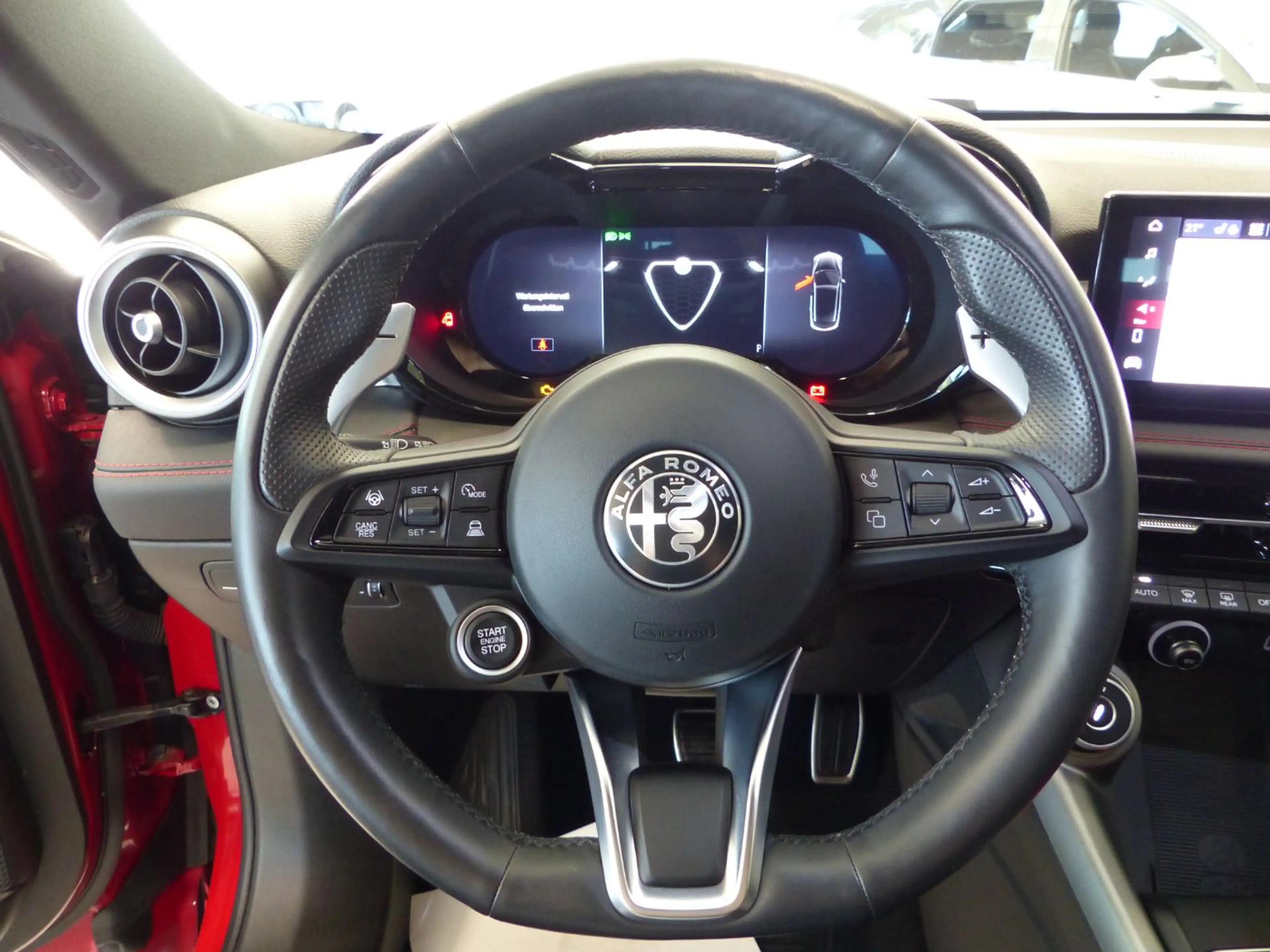 Alfa Romeo Tonale 1.5 Mild Hybrid TRIBUTO ITALIANO ACC+LED — photo 15