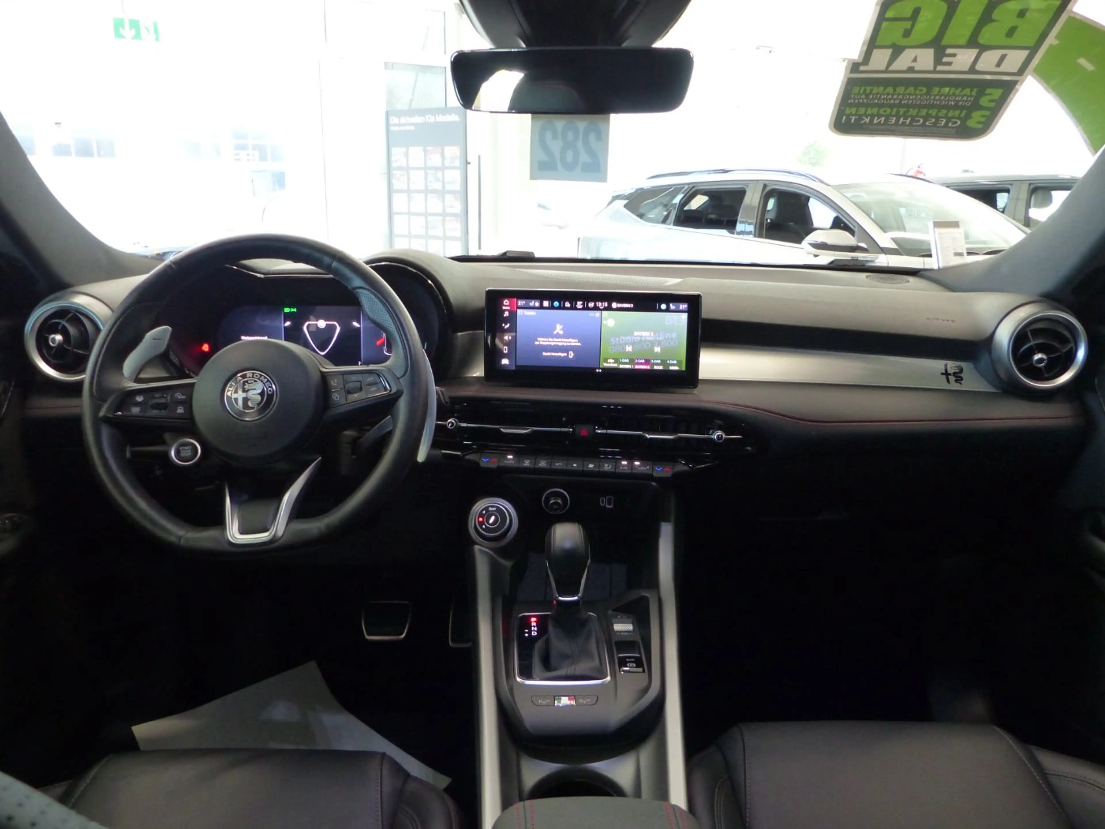 Alfa Romeo Tonale 1.5 Mild Hybrid TRIBUTO ITALIANO ACC+LED — photo 14