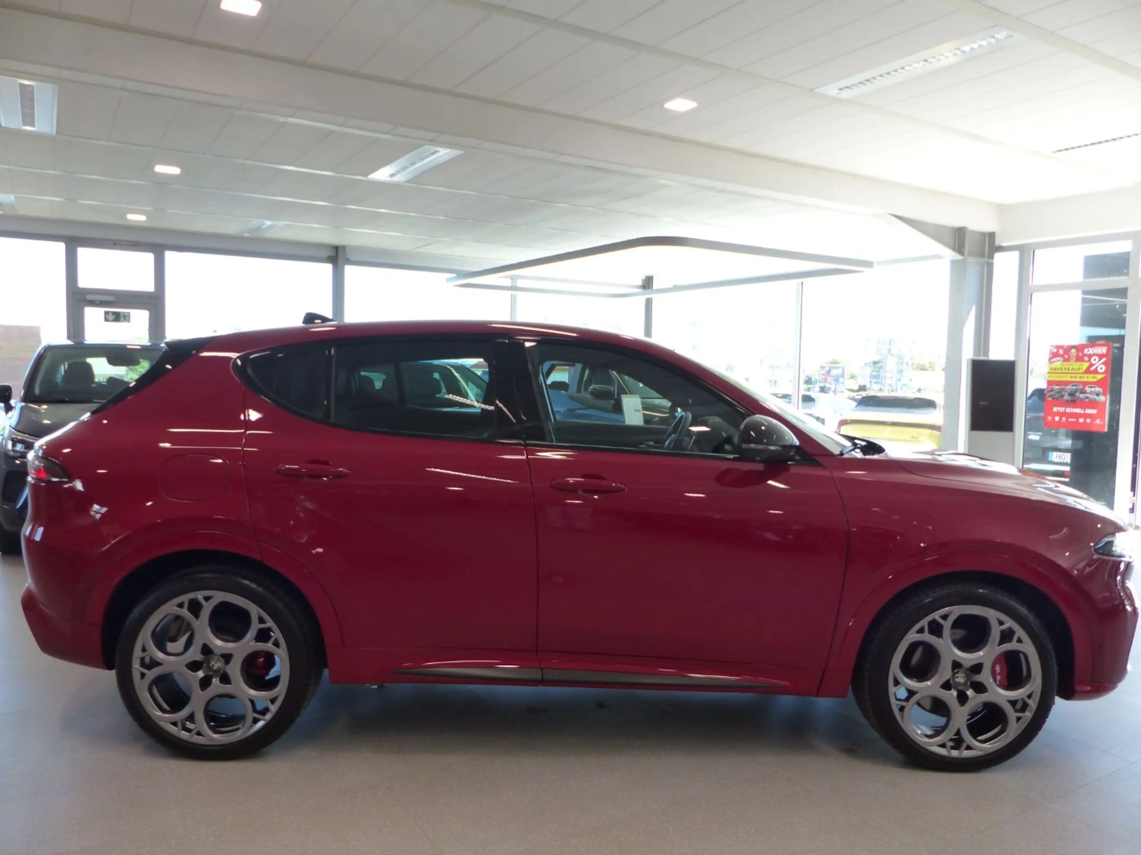 Alfa Romeo Tonale 1.5 Mild Hybrid TRIBUTO ITALIANO ACC+LED — photo 8