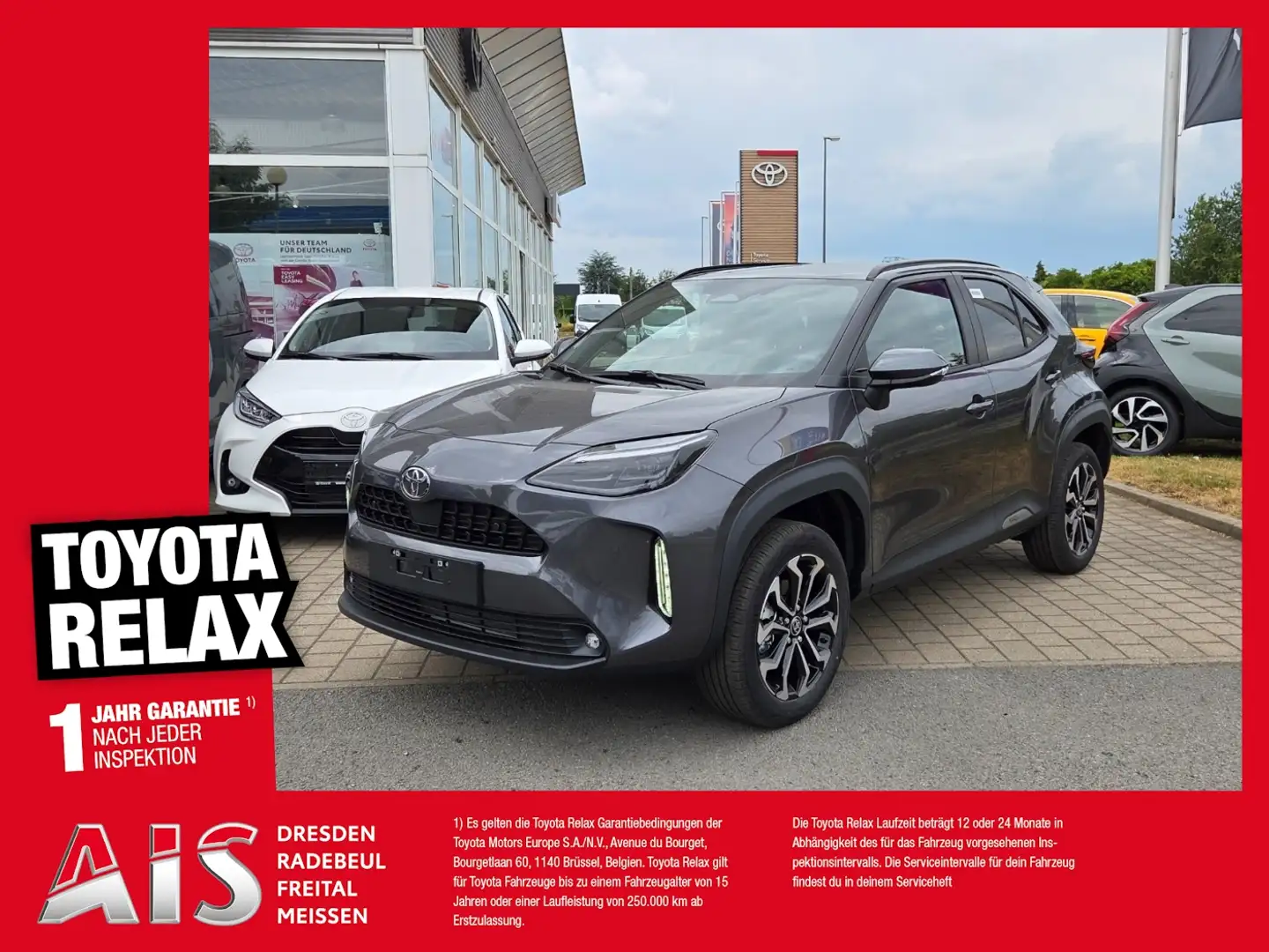 Toyota Yaris Cross 1.5 HSD Teamplayer Grijs - 1