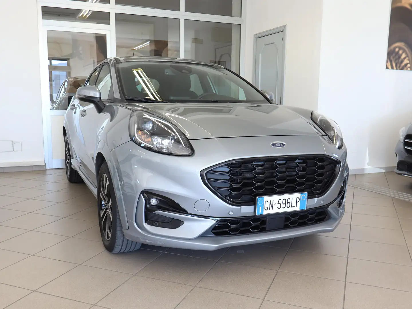 Ford Puma 1.0 ECOBOOST H ST-LINE 125 CV AUTO Grigio - 2