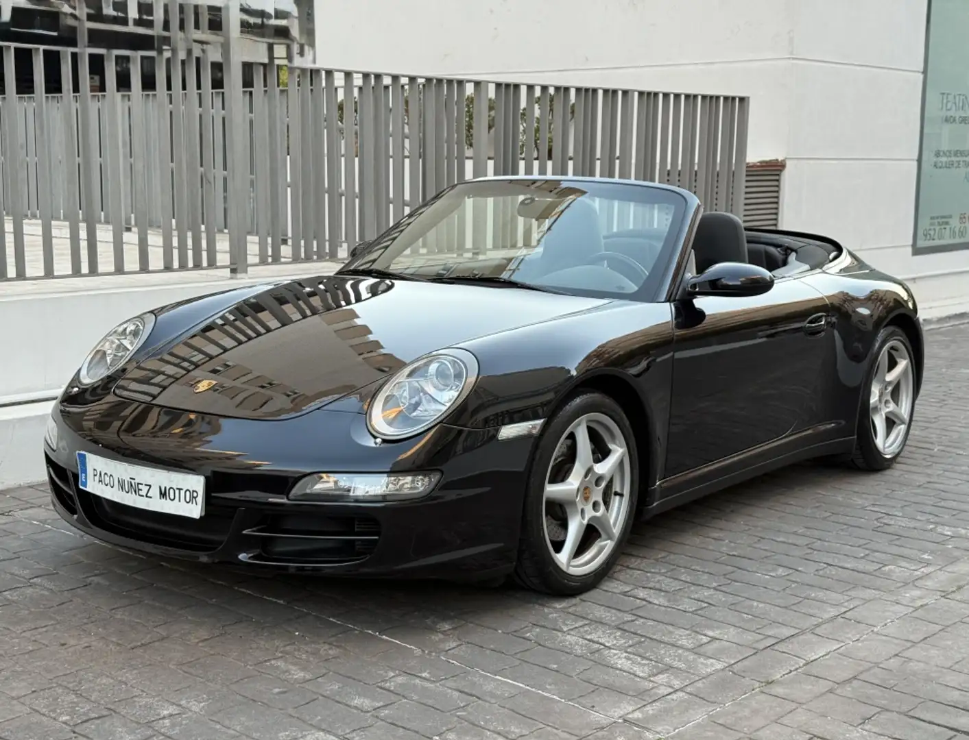 Porsche 997 Carrera 4 Cabriolet Negro - 1