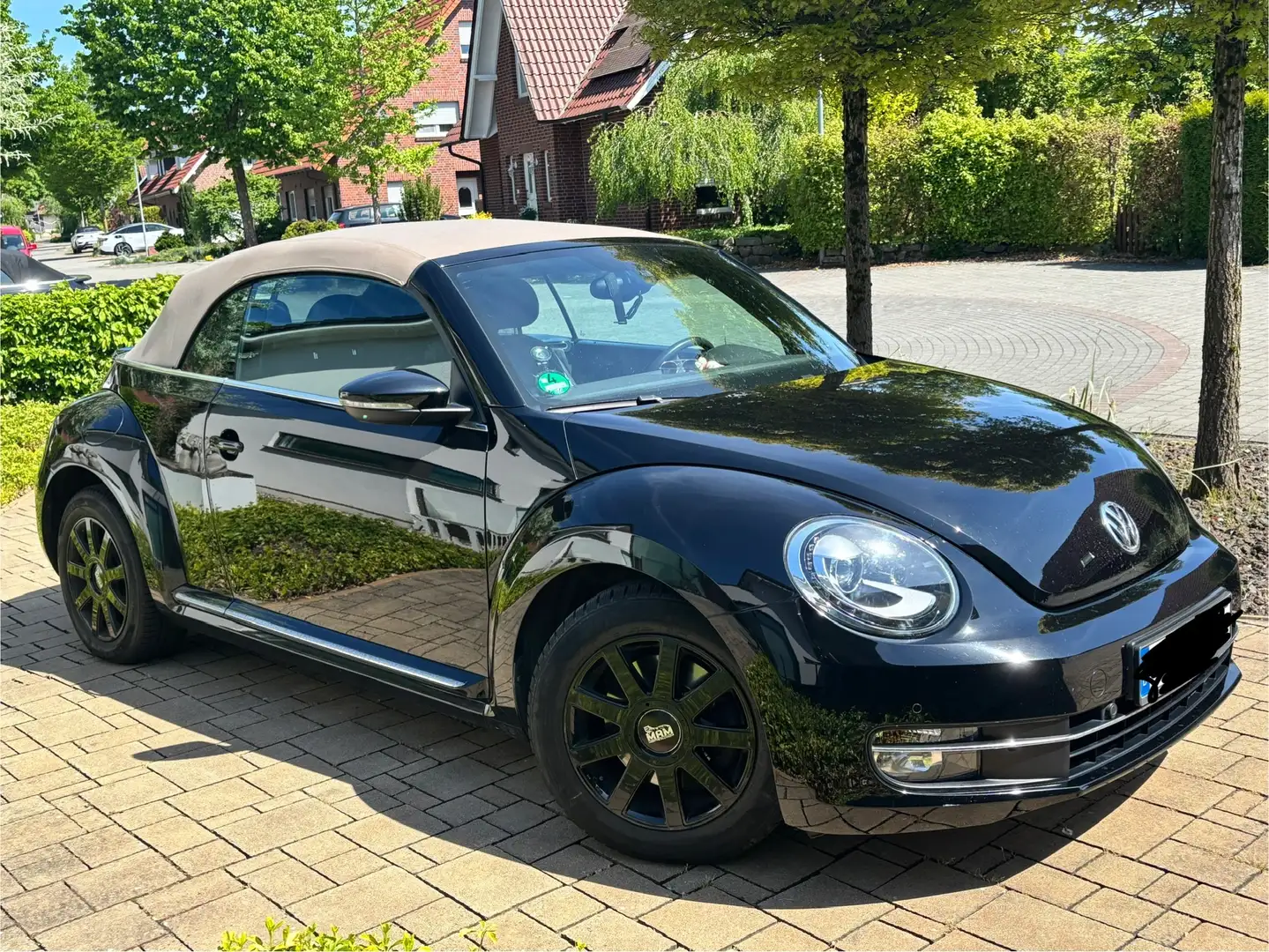 Volkswagen Beetle The Beetle Cabriolet 1.4 TSI Exclusive Sport Schwarz - 2