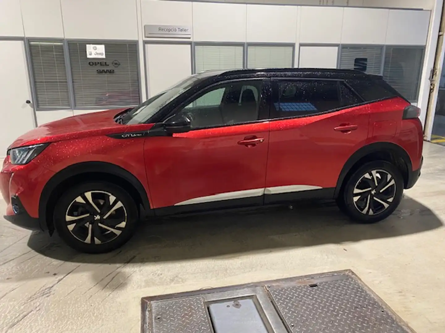 Peugeot 2008 1.2 PureTech S&S GT Line 130 - 2