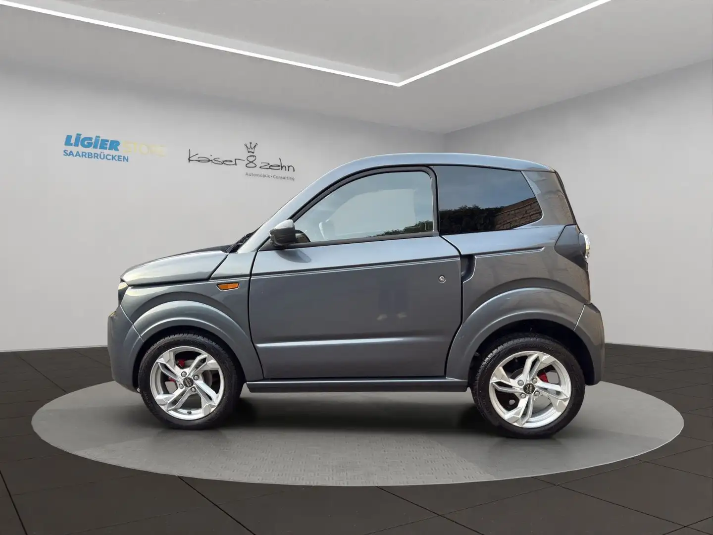 Ligier Myli MyLi D E.PIC E5 *Servo* *CarPlay* Grau - 2