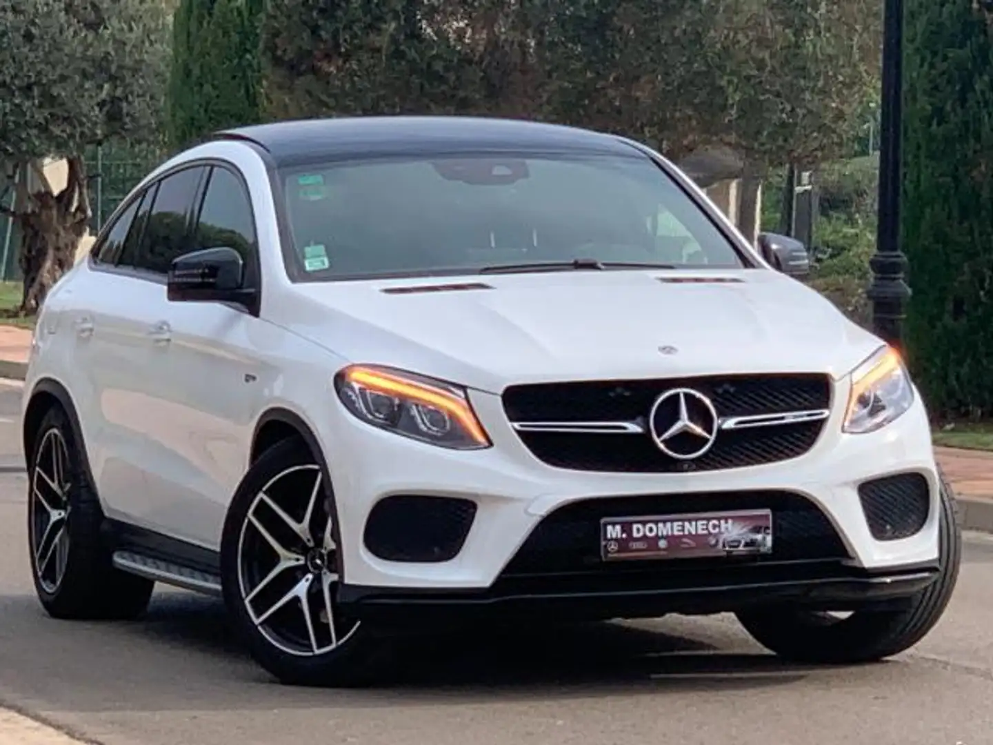Mercedes-Benz GLE 43 AMG Coupé 4Matic Aut. Weiß - 1