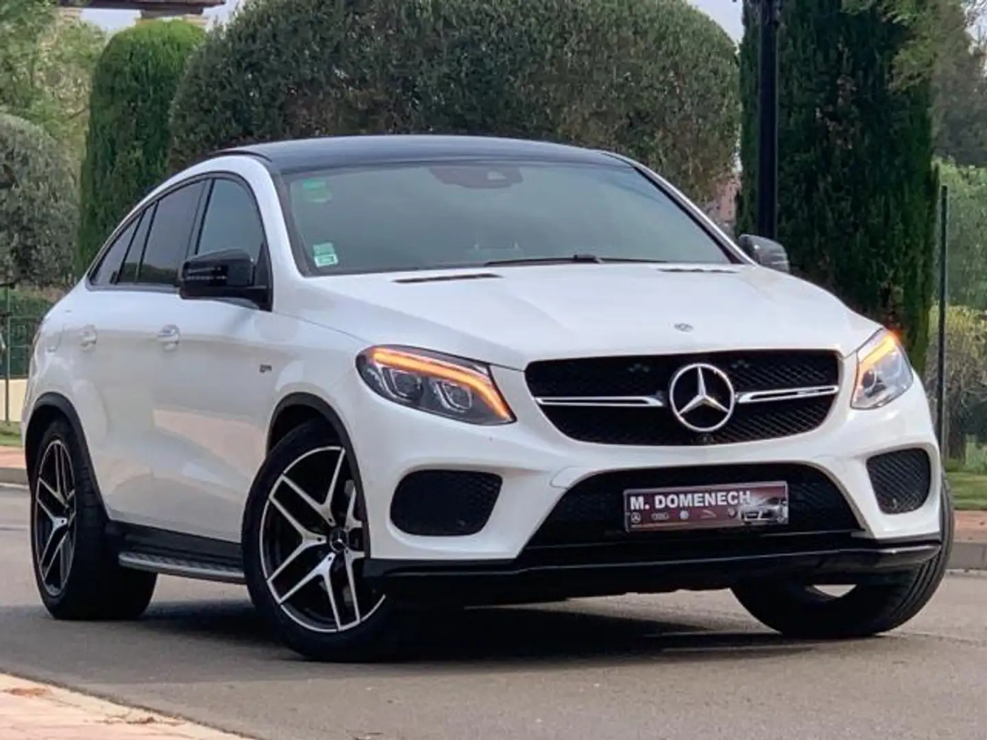Mercedes-Benz GLE 43 AMG Coupé 4Matic Aut. Weiß - 2