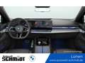 BMW i5 eDrive40 Touring M Sportpaket Pro Panorama Rot - thumbnail 4