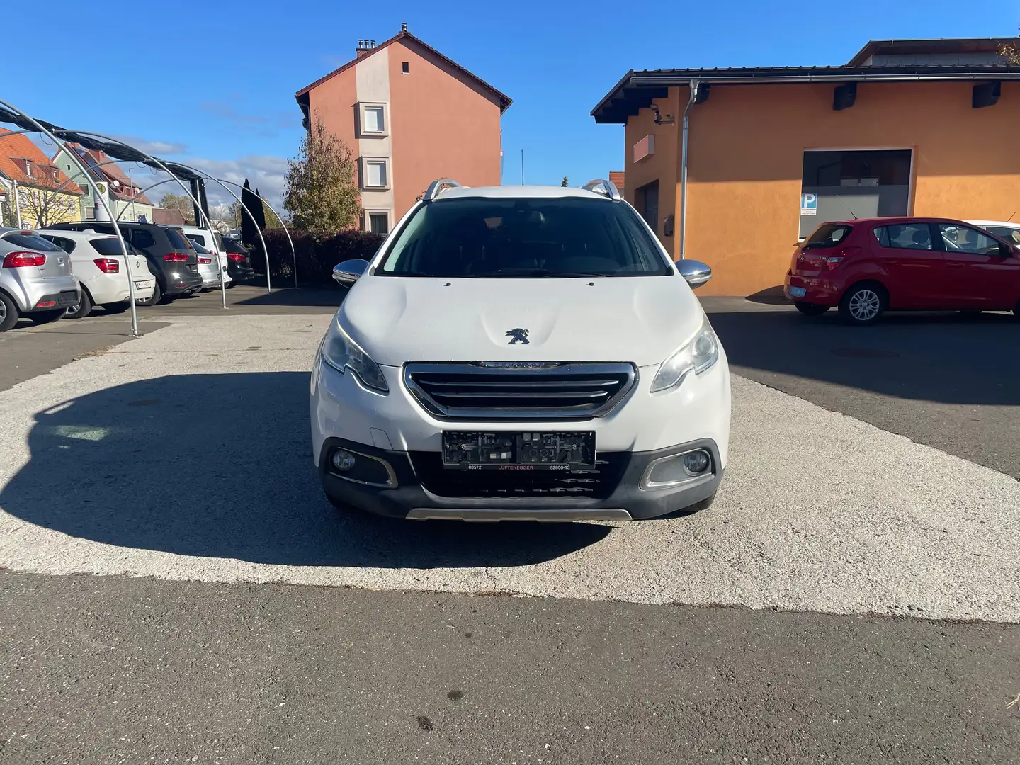 Peugeot 2008 Allure Weiß - 2