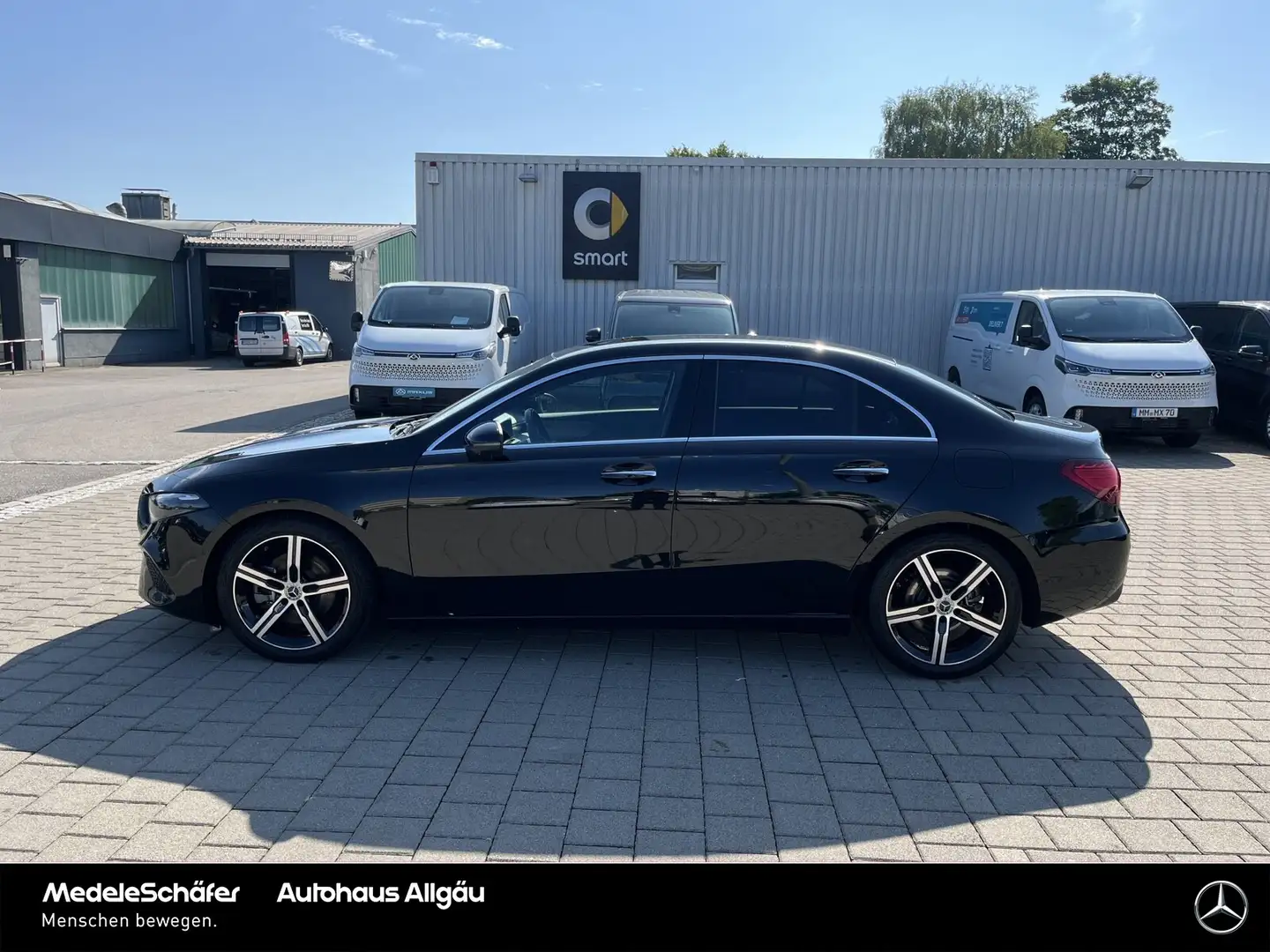 Mercedes-Benz A 220 A 220 4M Progressive 18" Standheizung 360° NP53 Schwarz - 2