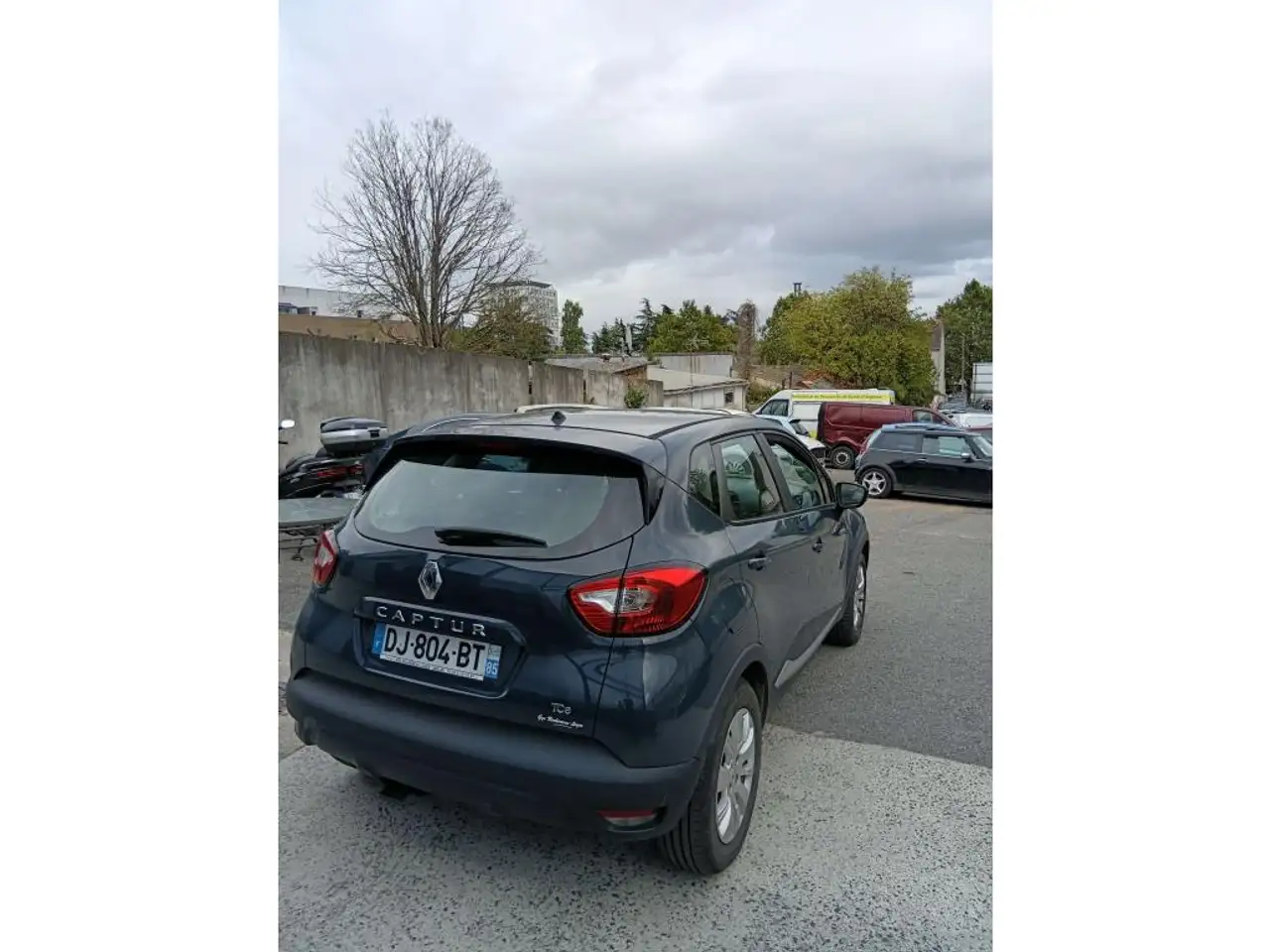 Renault Captur — photo 13