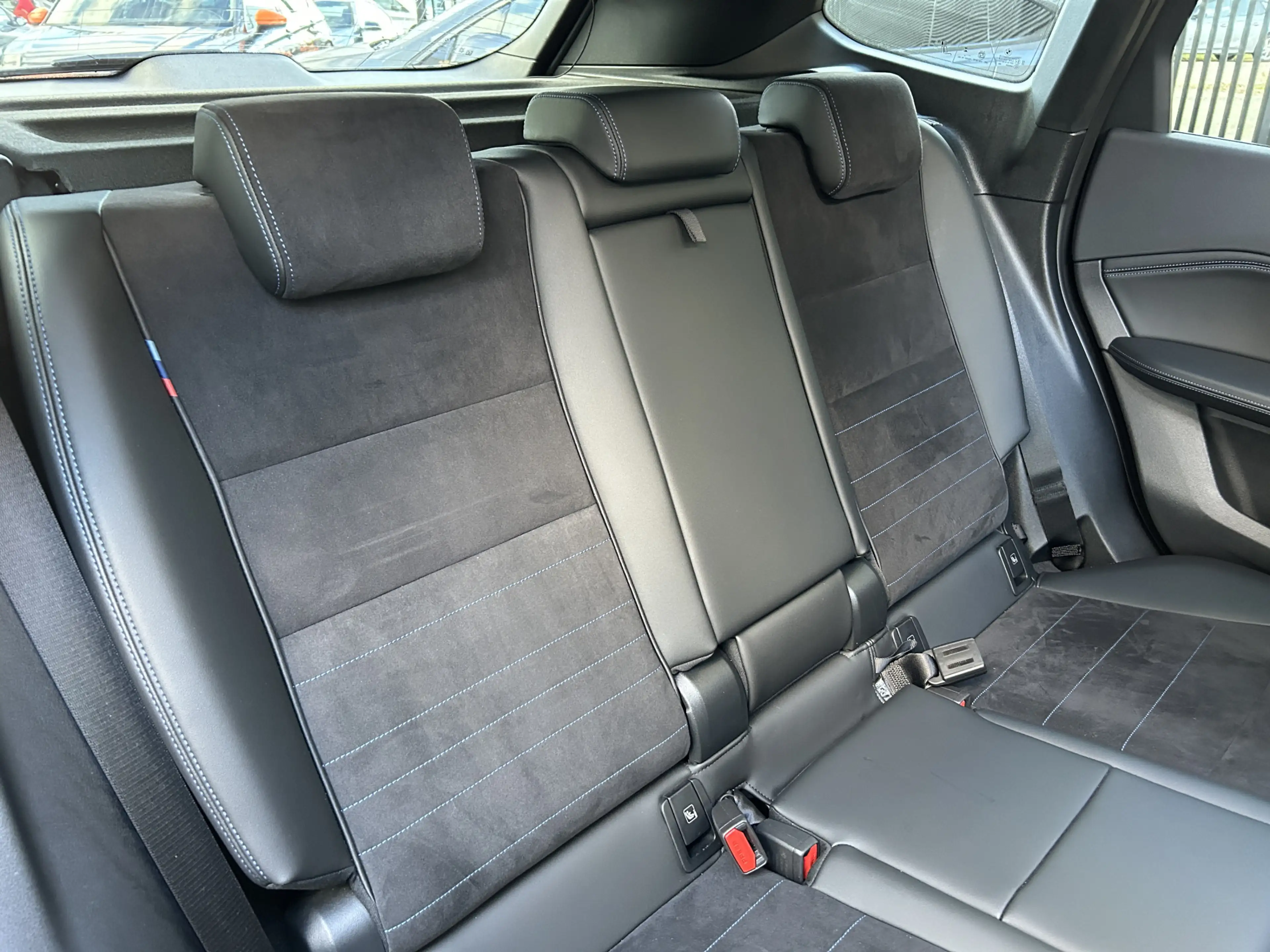 BMW X1 sDrive18i M Sport | Panoramadak | Adaptief M-onder — photo 23