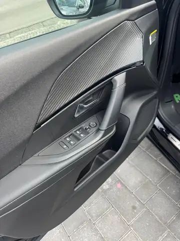Peugeot 2008 view 10