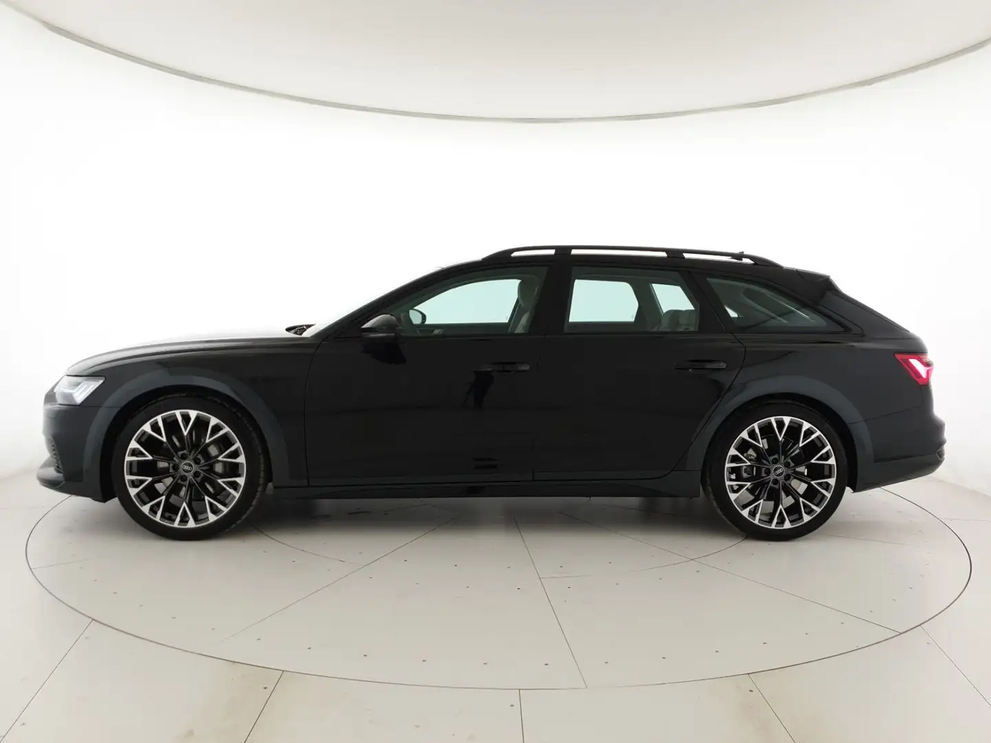 Audi A6 allroad 50TDI 286CV quattro tiptronic Business Advanced Siyah - 2
