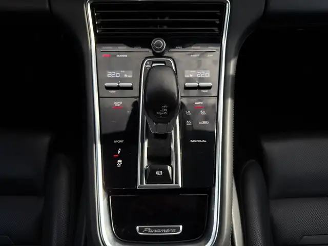 Porsche Panamera view 15