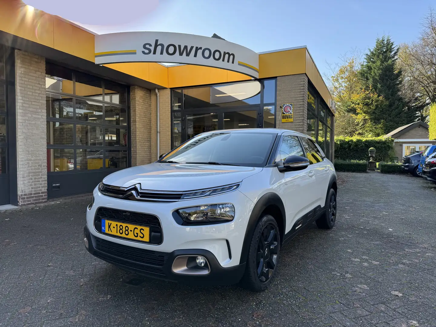Citroen C4 Cactus 1.2 PureTech Origins Climate Control Navi Carplay Weiß - 1