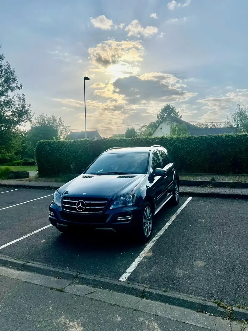 Mercedes-Benz ML 300 CDI BlueEFFICIENCY - 2