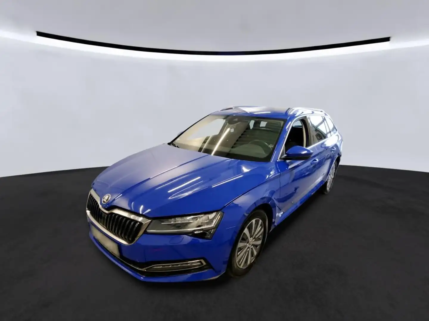 Skoda Superb Combi 1.5 TSI DSG Matrix Virtual DynLight Blau - 2