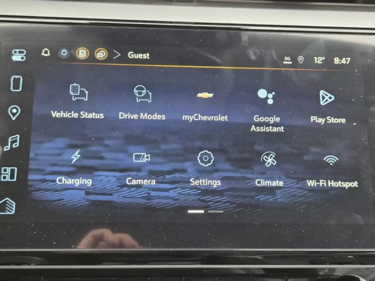 Chevrolet Bolt photo Chevrolet Bolt