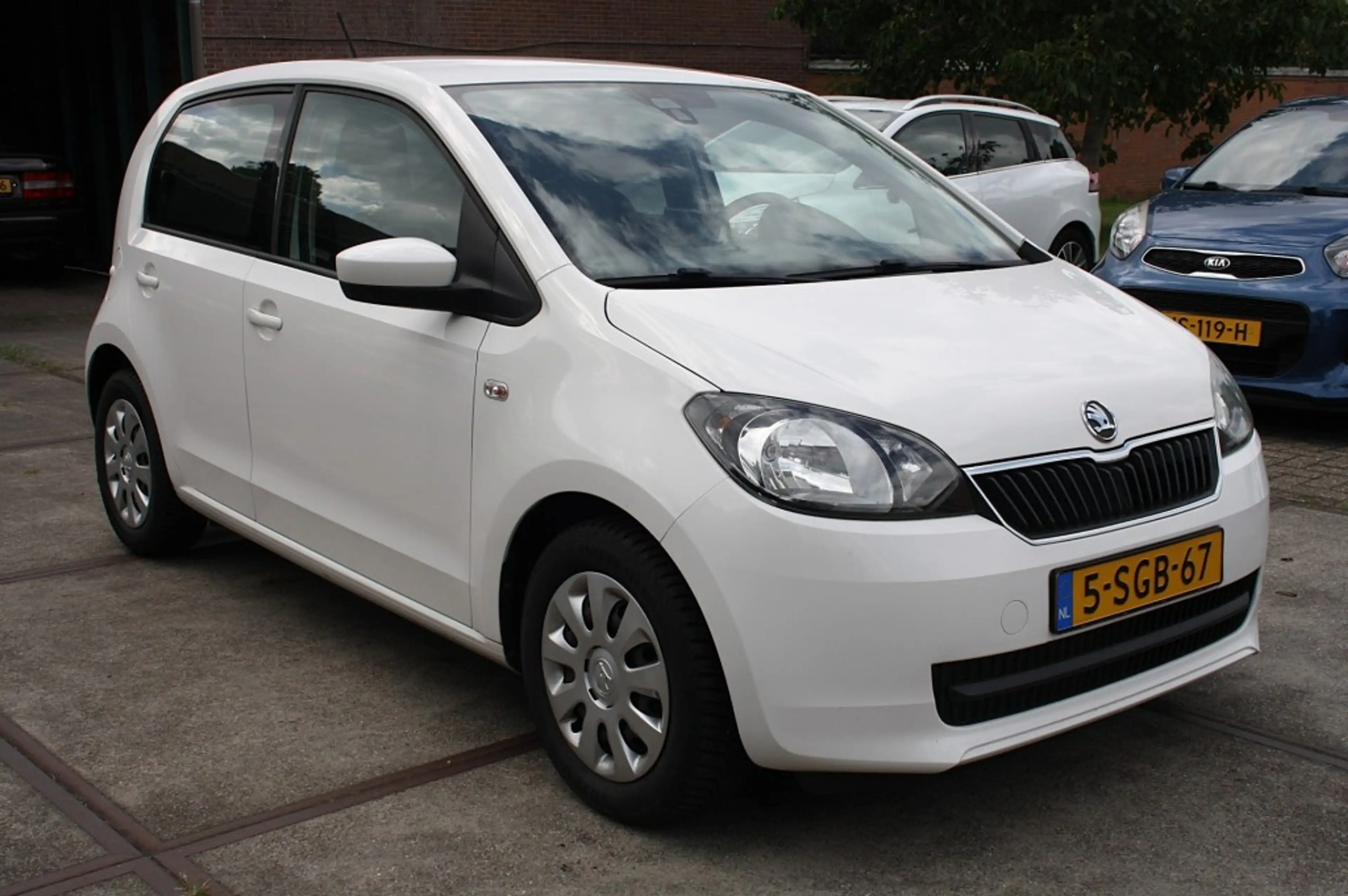 Skoda Citigo 1.0 Greentech Sprint / NAP / Cruise / Airco / 5 Dr — photo 3