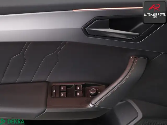 Cupra Leon view 14