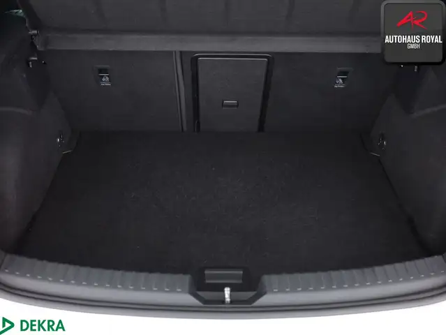 Cupra Leon view 13