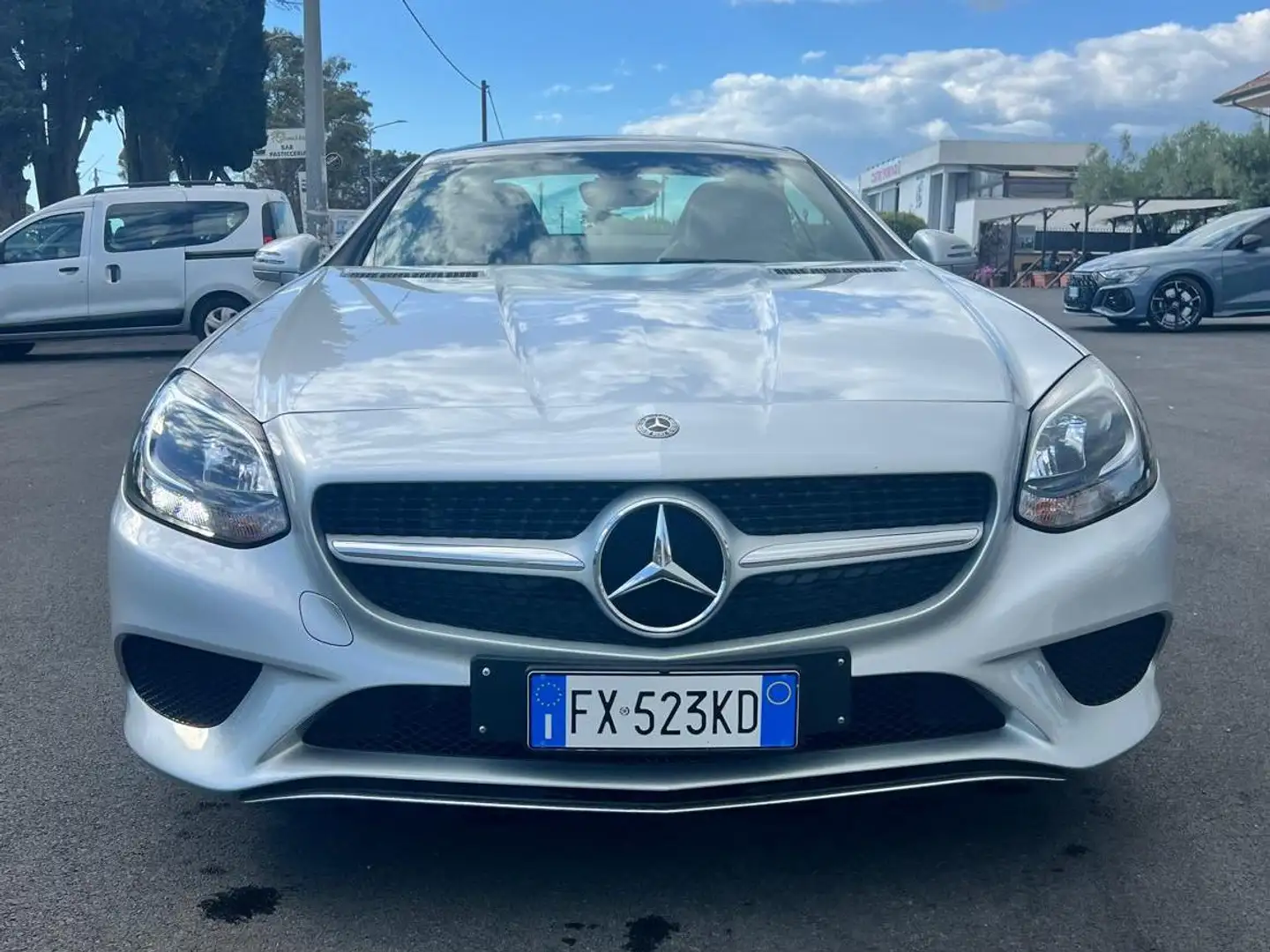 Mercedes-Benz SLC 300 SLC 300 Sport auto Plateado - 2