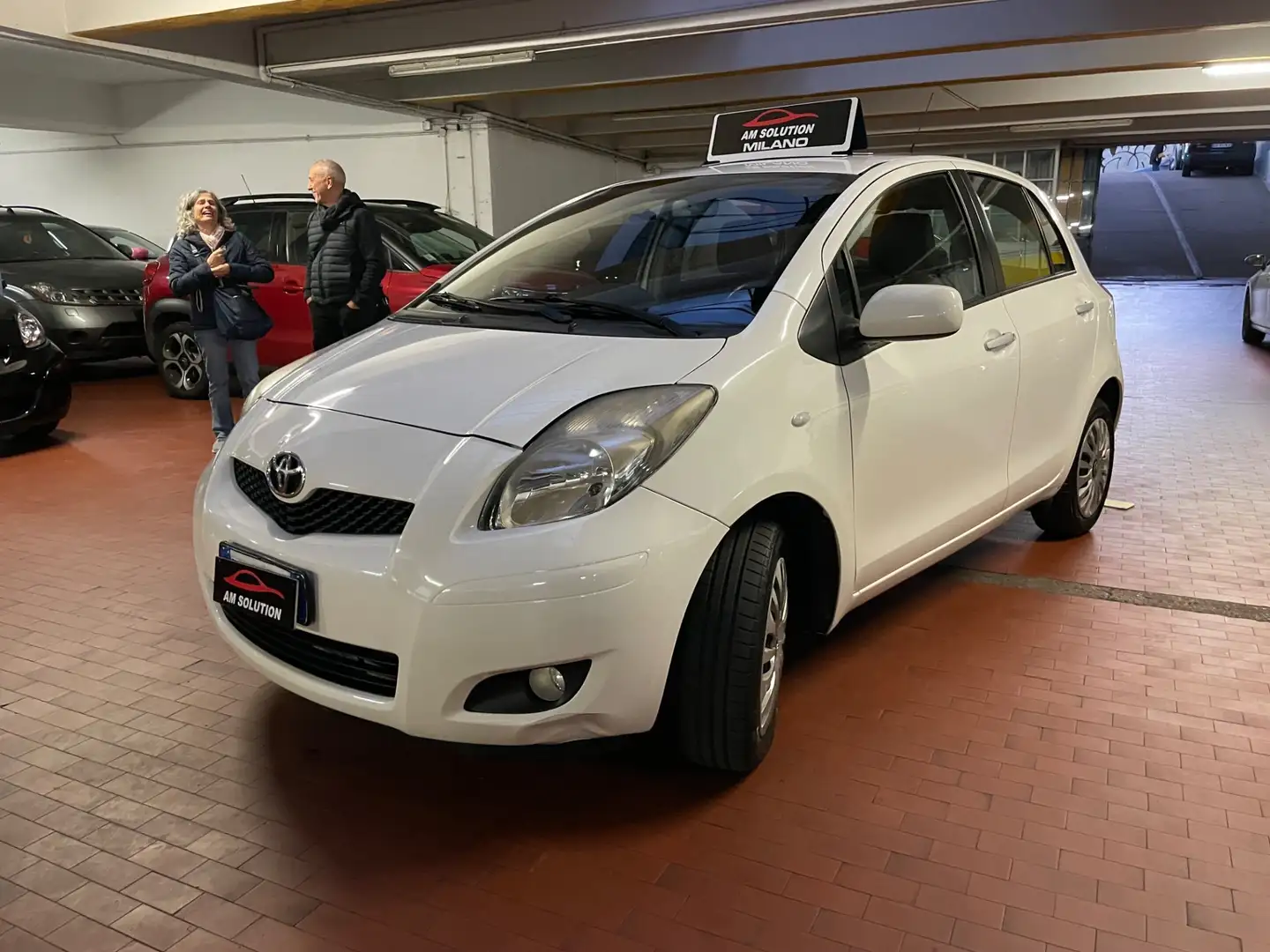 Toyota Yaris Yaris 1.0 Neopatentati Euro 5 Blanc - 2
