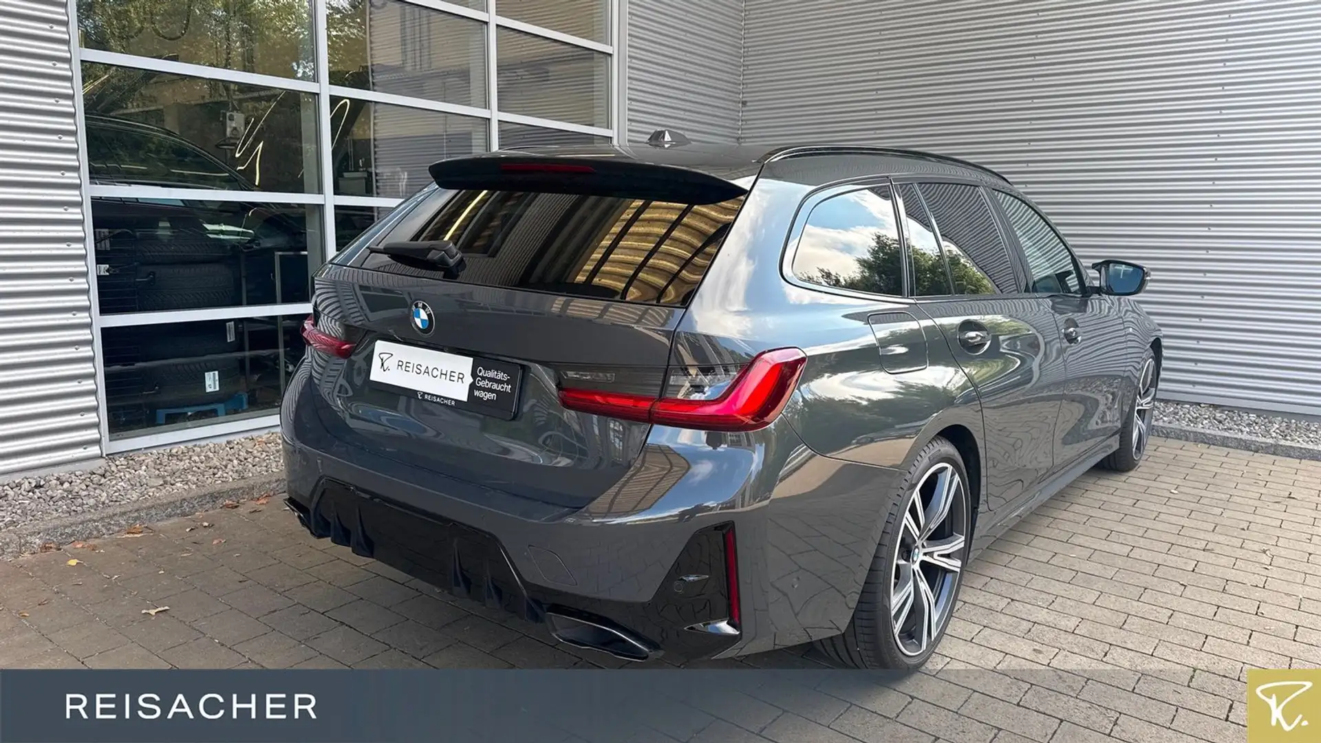 BMW 340 A xDrive Navi HUD360° adLED StdHzg 19"LM Grau - 2