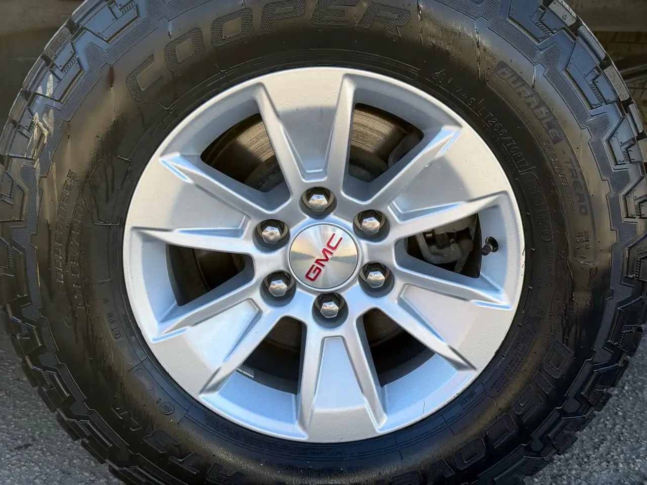 GMC Sierra 1500 снимка GMC Sierra 1500