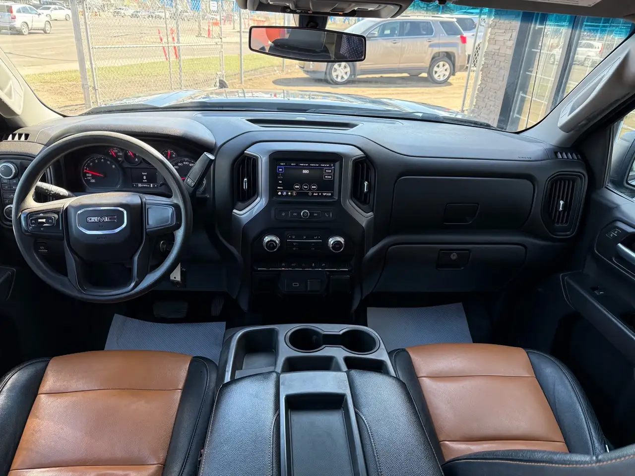 GMC Sierra 1500 снимка GMC Sierra 1500