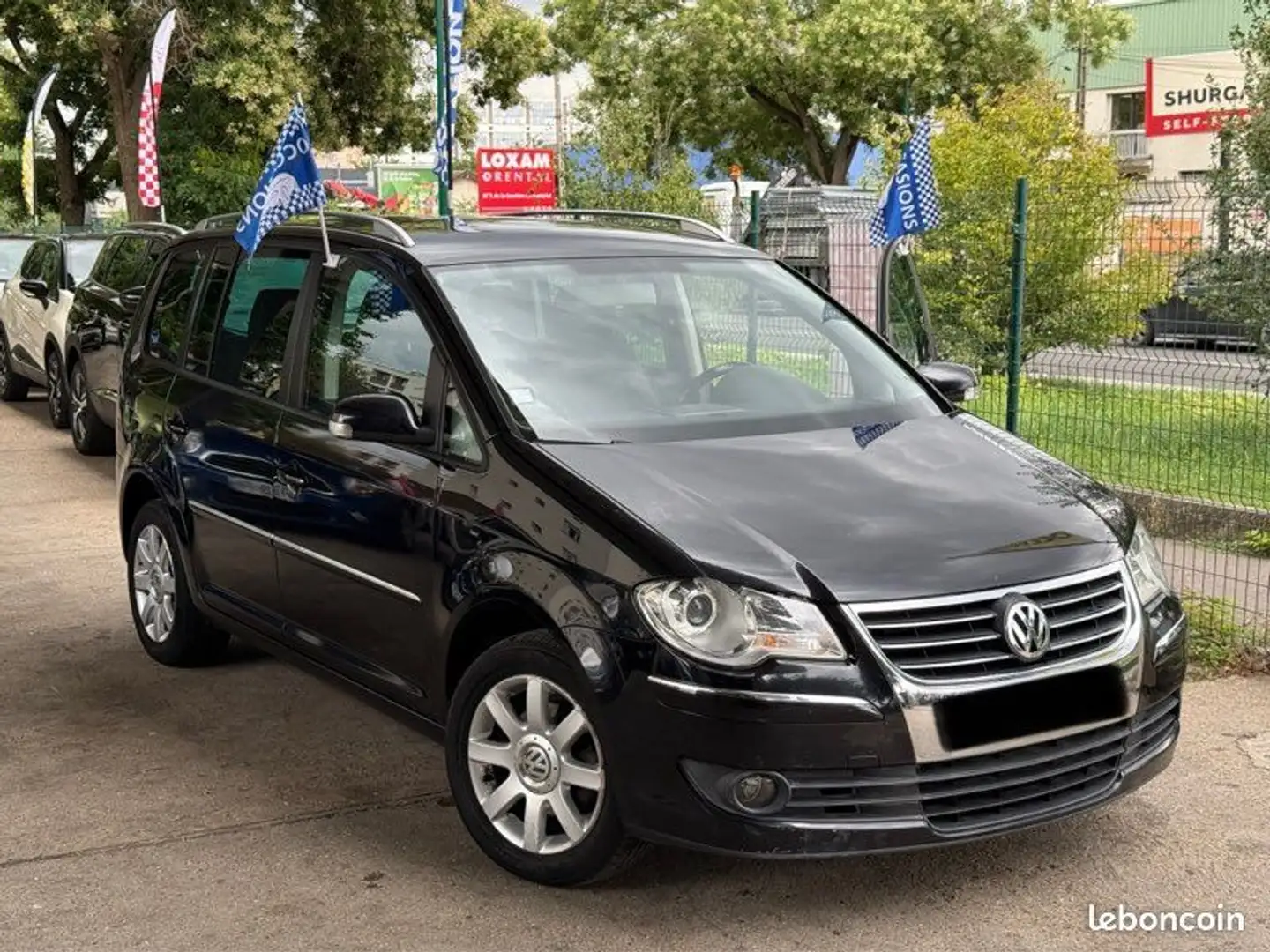 Volkswagen Touran 2.0 TDi 140CV 7 Places Phase 2 Année 03-2007 196.0 Noir - 2