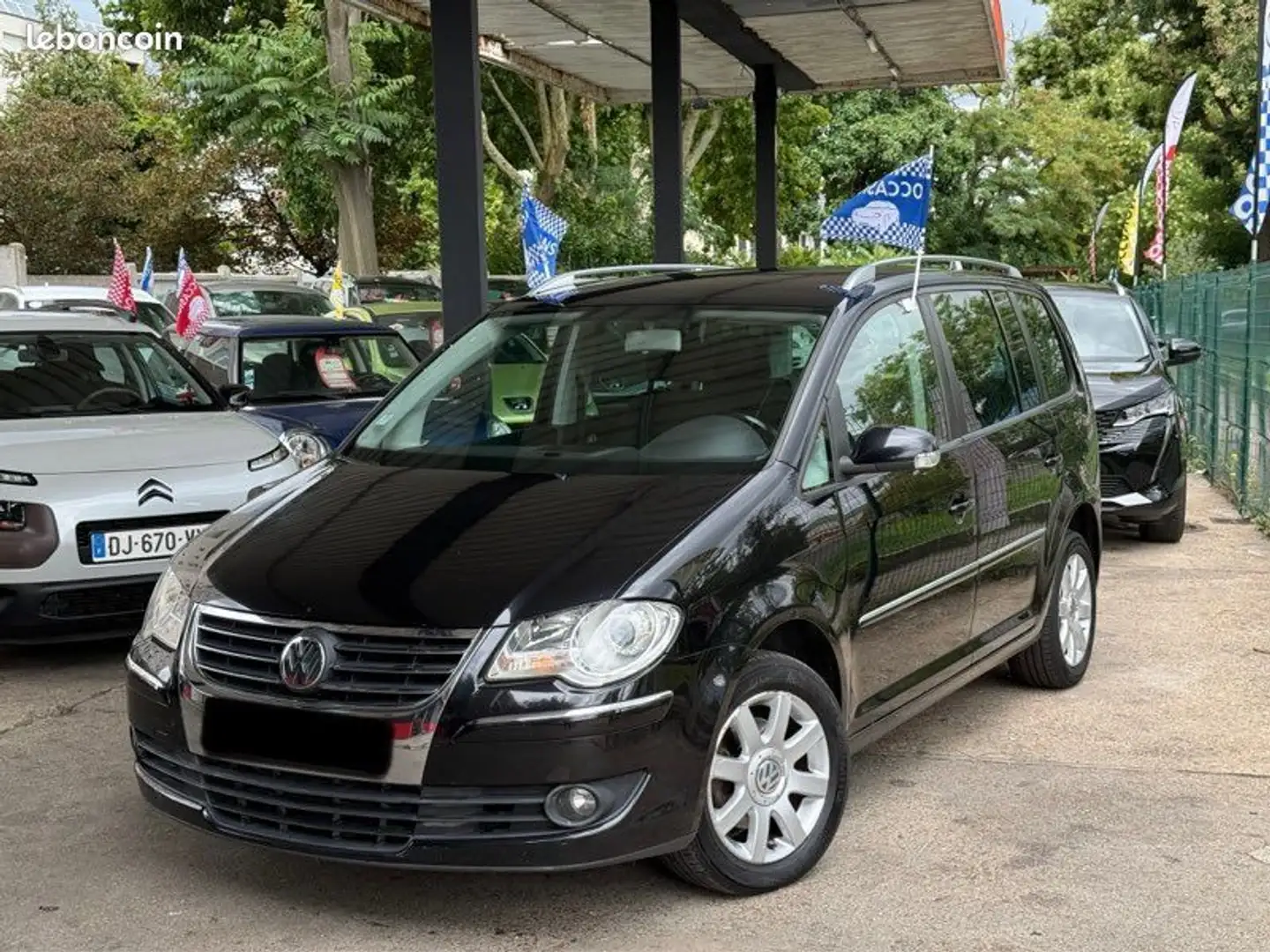 Volkswagen Touran 2.0 TDi 140CV 7 Places Phase 2 Année 03-2007 196.0 Noir - 1