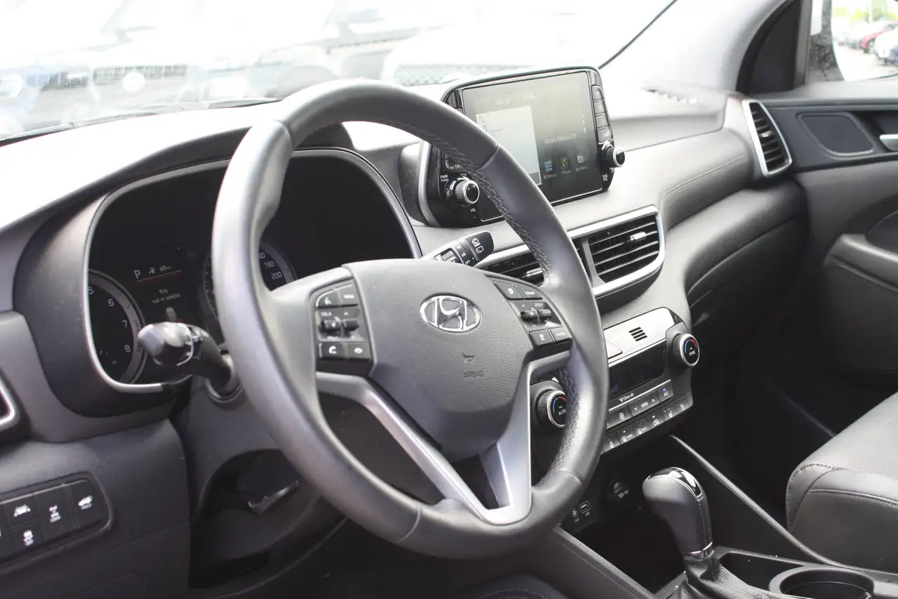 Hyundai TUCSON снимка Hyundai TUCSON