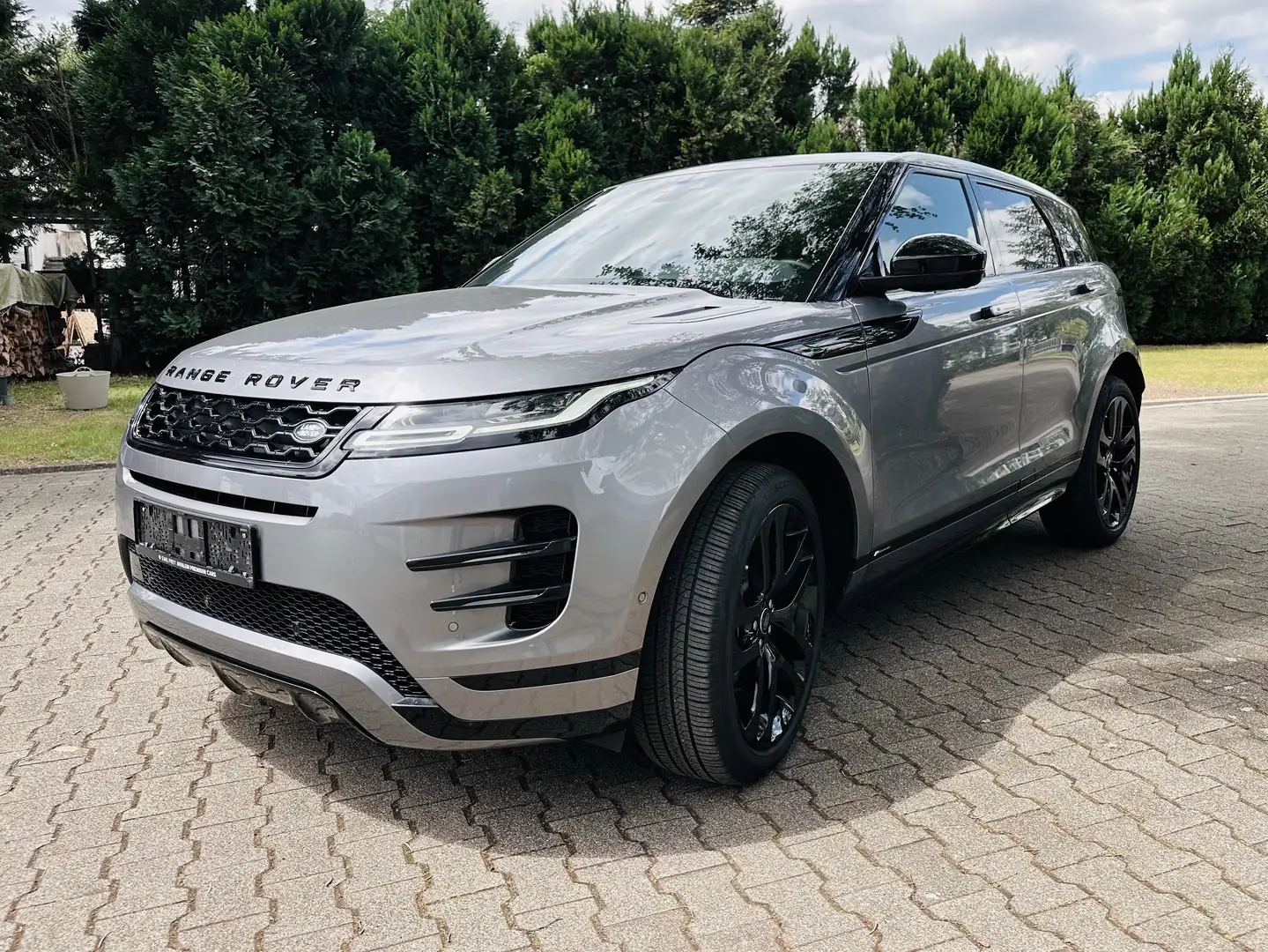 Land Rover Range Rover Evoque Range Rover Evoque D240 R-Dynamic S Grau - 1