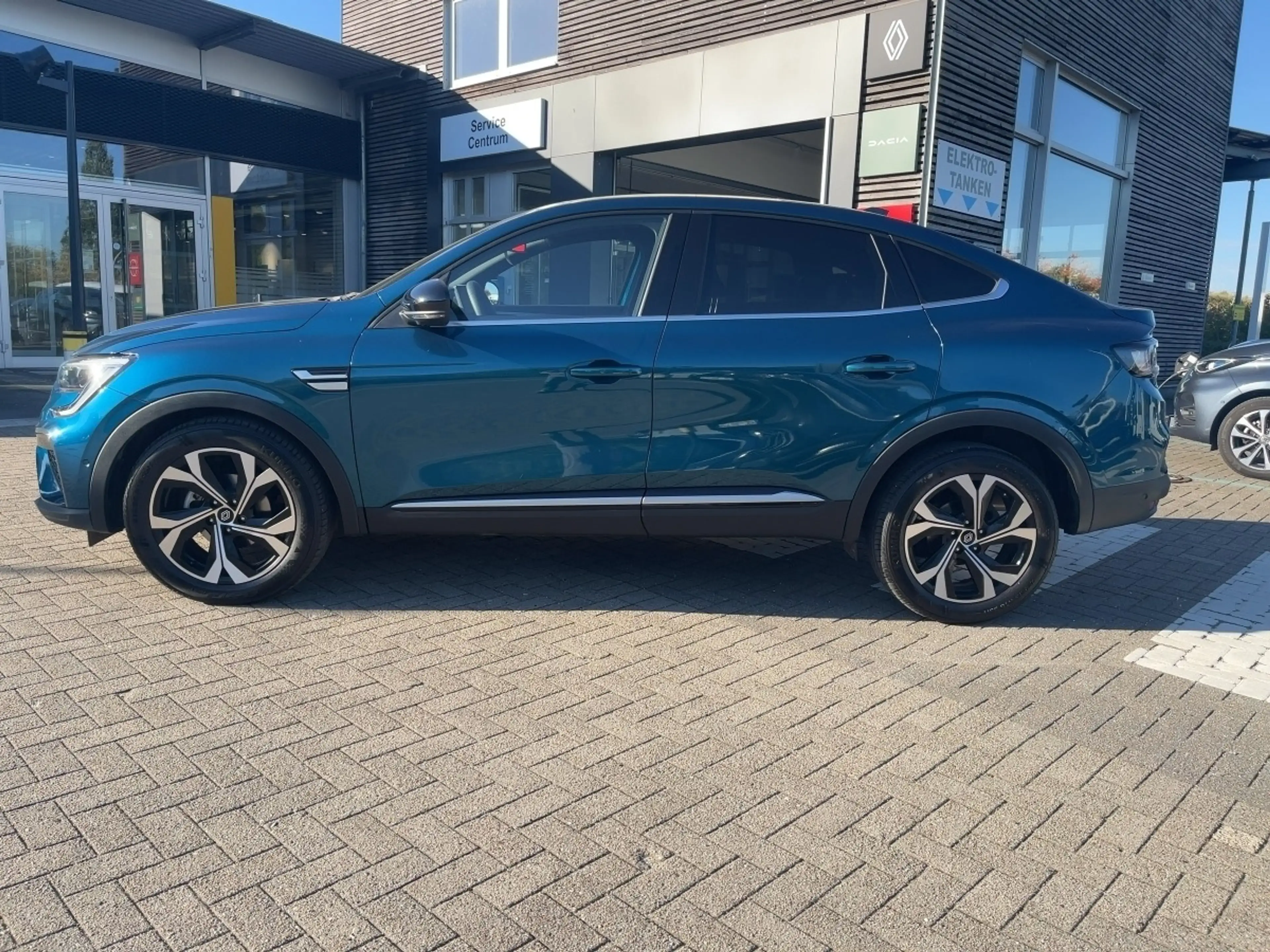 Renault Arkana Techno 1.3 TCe 140 Mild-Hybrid — photo 2