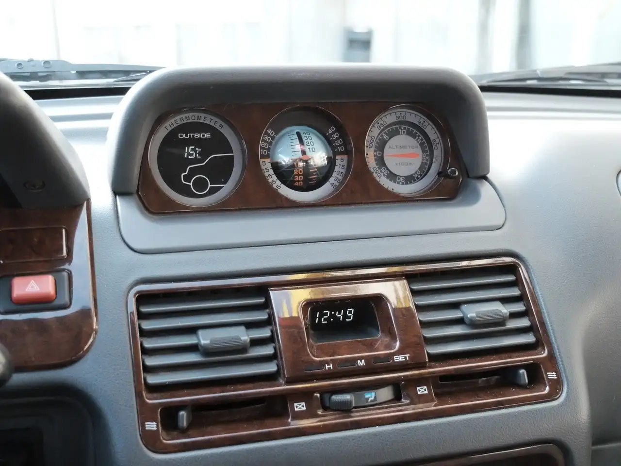 Mitsubishi Pajero TD Classic 2500 aus 2.Hand orig. 128 Tkm, foto 9