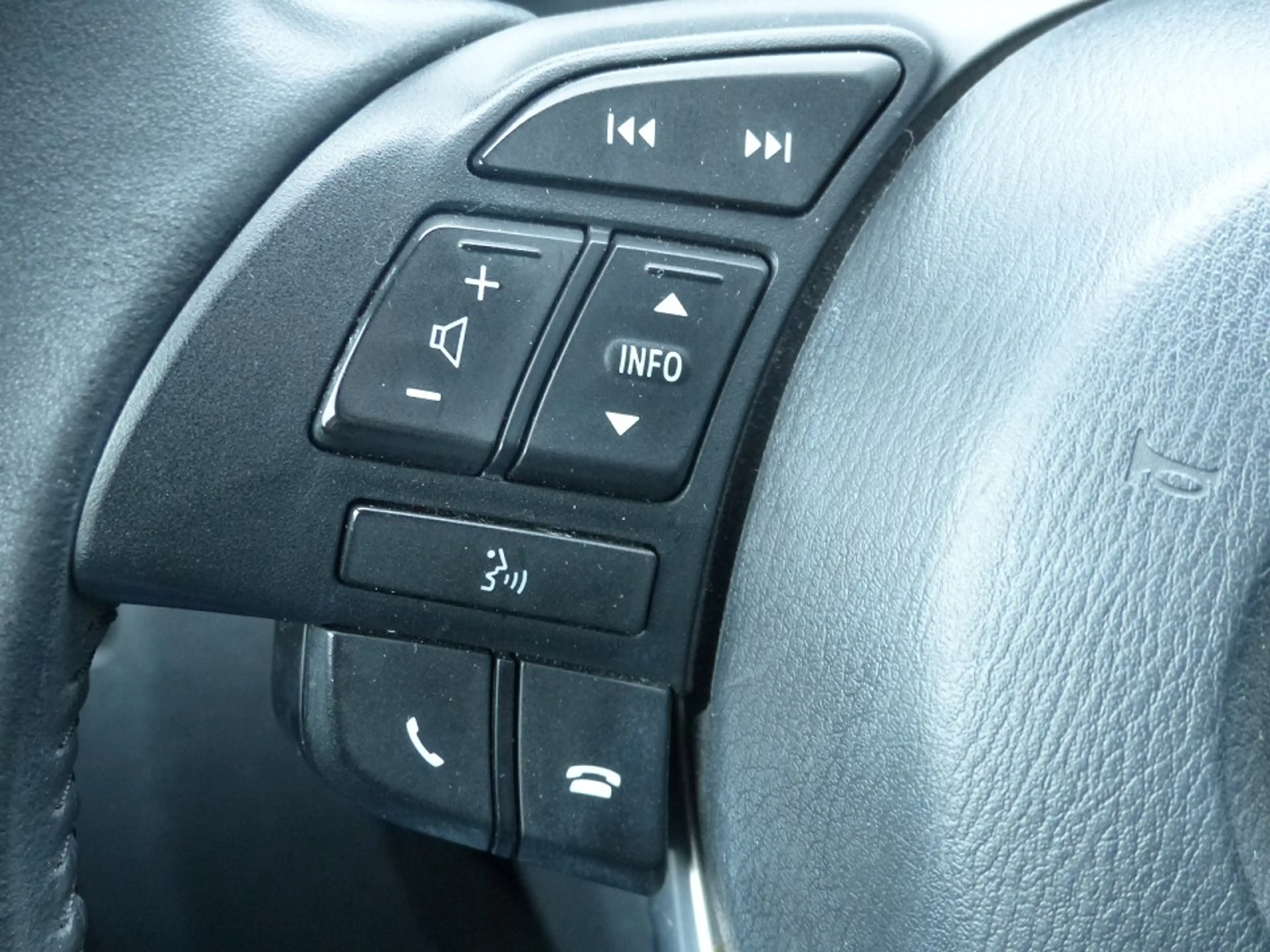 Mazda CX-5 SKYACTIV-G 165PS Schaltgetriebe + Ausstattungslini — photo 12
