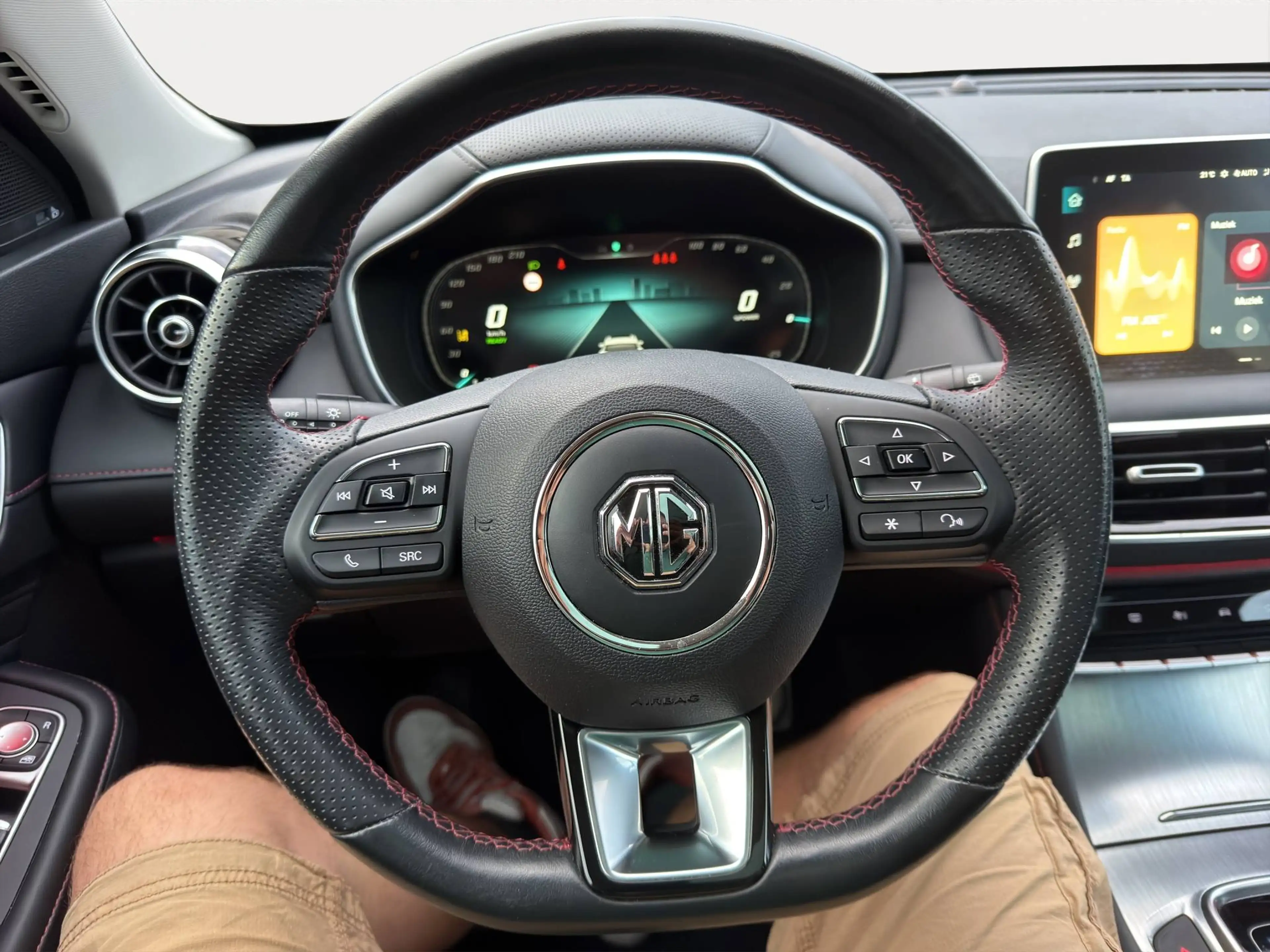 MG EHS EHS PHEV 1.5 Turbo Luxury (190 kW) — photo 10