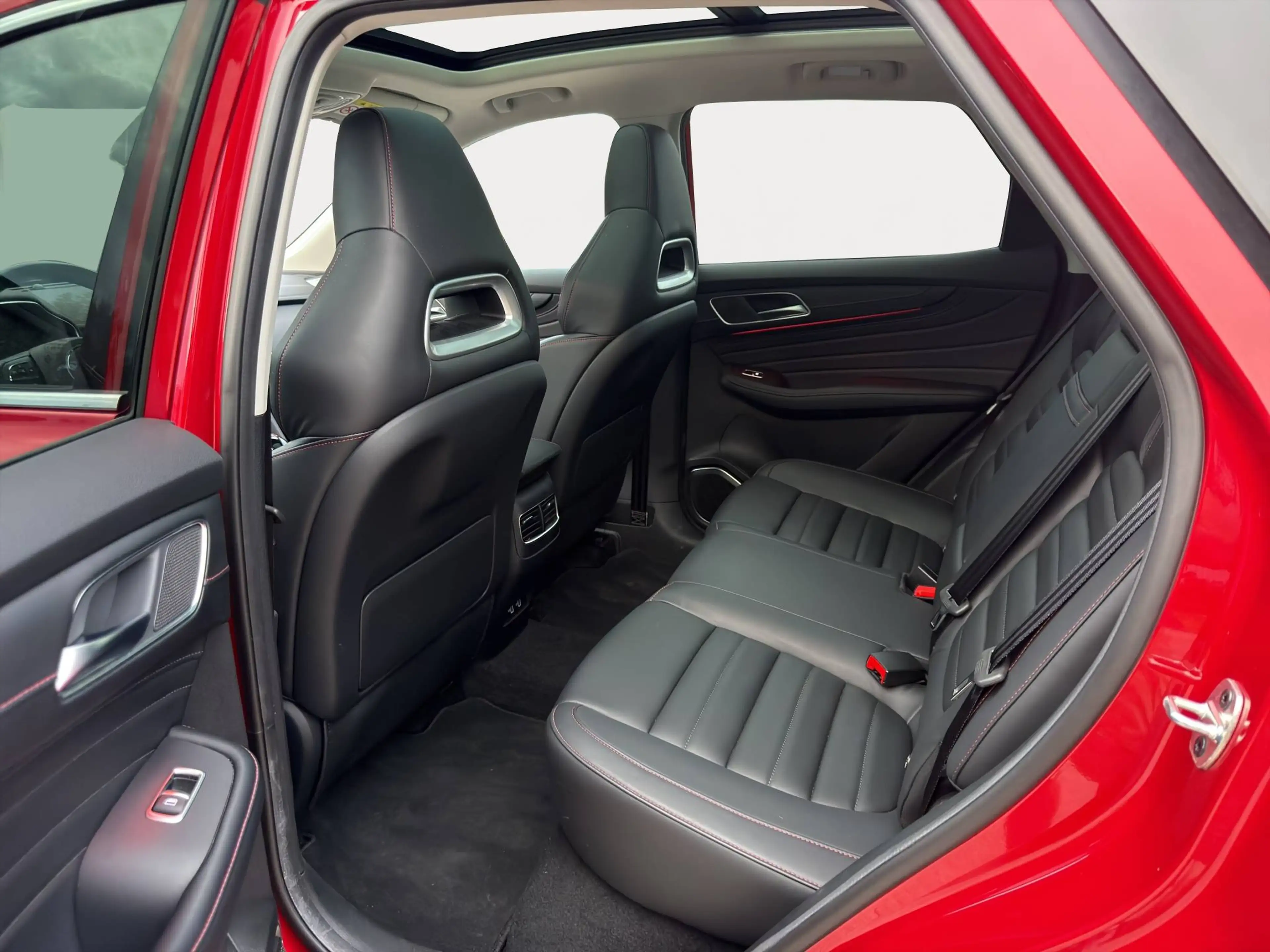 MG EHS EHS PHEV 1.5 Turbo Luxury (190 kW) — photo 13